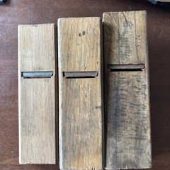 【在銘】鉋（かんな）3点セット 初國/角利/菊勇 大工道具 古道具の画像