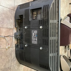 壁掛けテレビ設置用金具付きの画像