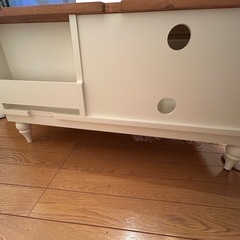 テレビ台の画像