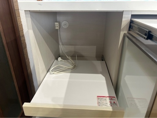 収納棚キャビネット、食器棚
