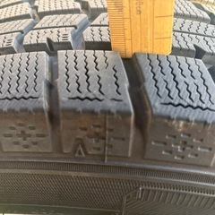 トヨタ プリウス純正ホイール付きスタッドレスタイヤ4本セットの画像