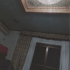 【ワンコイン】オンラインでも出張でも自宅でも‼︎自宅では贅沢空間〜✨木のピアノのある古民家でシャンデリアの下優雅に演奏しませんか？全国オンライン可、埼玉県・群馬県出張可の画像