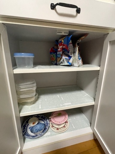 食器棚 お譲りします 食器棚 (Tk) 千代崎の収納家具《食器棚、キッチン収納》の中古あげます