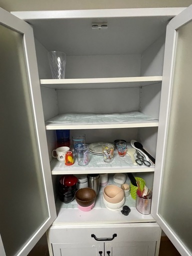 食器棚 お譲りします 食器棚 (べーた) 塚田の収納家具《食器棚、キッチン収納》の中古