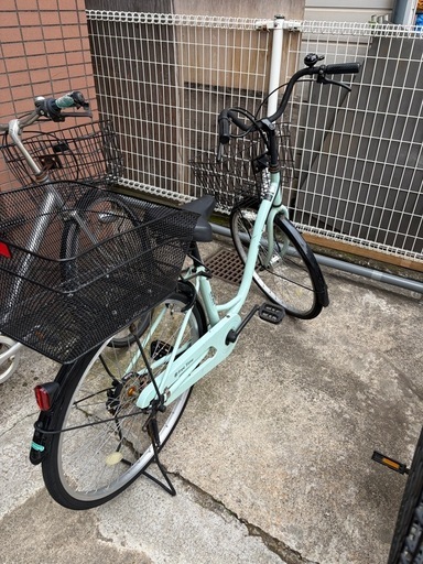 【受け渡し者決定】自転車お譲りいたします 受け渡し者決定○【数回使用】自転車シティサイクル6段変速VOITURE