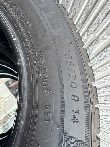 165/70R14スタッドレスタイヤ