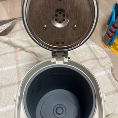 電気ポットの画像