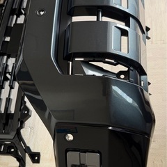 【新車外し】新型 デリカD5 純正フロントグリル＆パーツセット 2026年式の画像