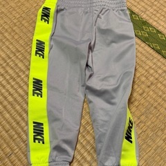 NIKEスエットの画像