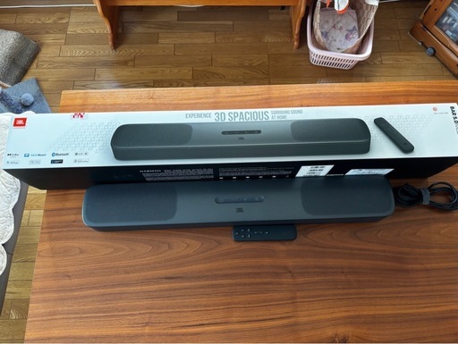 JBLホームシアタースピーカー