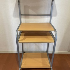 パソコンデスクの画像