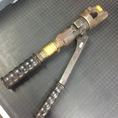 【店頭引取限定】【中古】【現状販売】IZUMI イズミ 手動油圧式工具 8,580円(税込)の画像