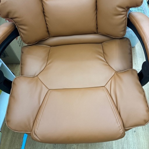 ☆ドリーム荒牧店☆ジモティー割引有☆【クリーニング済み】フットレスト付きオフィスチェア