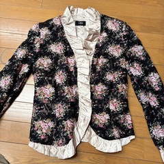 【美品・イタリア製】CARLA CARINI 花柄フリルブラウス 上品エレガントデザインの画像