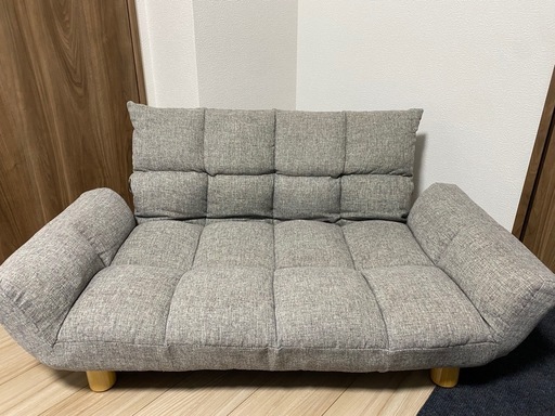 【新生活SALE】2人掛けソファー　中古　リサイクルショップ宮崎屋住吉店24.3.19ｋ 2人掛けソファー（木アーム）入荷のお知らせです。 / リサイクル