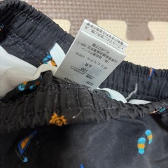 男の子　水着　100 黒の画像