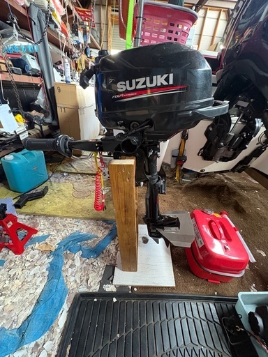 値下げ　船外機：SUZUKI DF2 スズキ 2馬力 4ストローク ゴムボート用