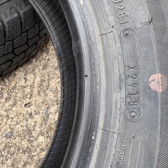 バリ溝スタッドレスタイヤ　145/80/13  組み替えも可能の画像