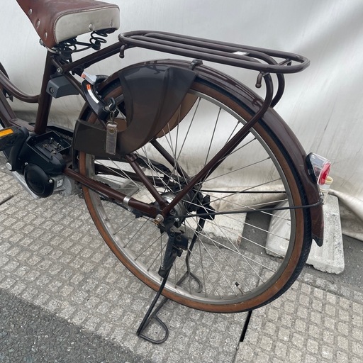 【YAMAHA】ヤマハ 電動アシスト自転車 PAS Ami（パス アミ）カゴ付き ブラウン　