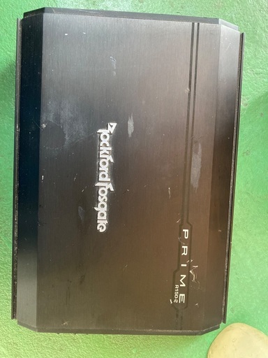 ロックフォードウーハーとアンプ