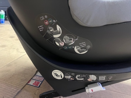 サイベックス　SIRONAチャイルドシートISOFIX