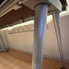 ハーマンミラー PCデスク アバックエンバイロメンツの画像