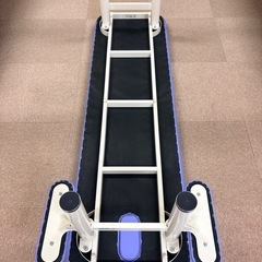 高田ベッド 施術ベッド マッサージベッド 有孔 幅55cm 長さ180cm 整骨院 整体院の画像