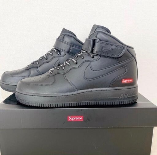新品❤️　Supreme® Nike® Air Force 1 Mid　ブラック