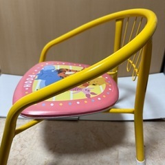 (受付終了)美品 子供用イス プーさん柄 キッズチェアの画像