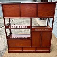 飾り棚 茶棚 透かし彫り 中国家具 木製 レトロ収納の画像