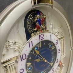 SEIKO 電波時計　RE572S からくり時計の画像