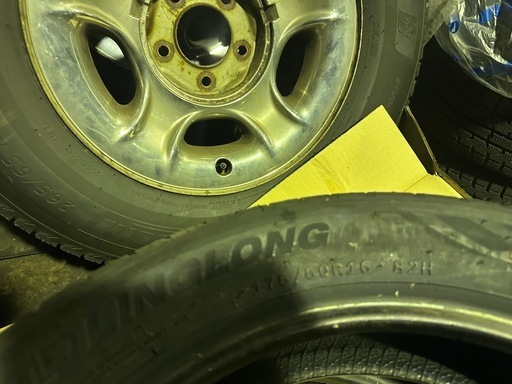 新品夏タイヤ4本175/60R16