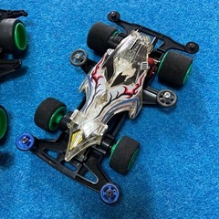 タミヤミニ四駆ビートマグナム　バインイントルーダー改造品セット現状品、折れありの画像