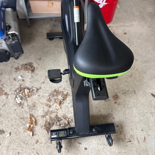 美品  FITBOX エアロバイク トレーニング FBX-002B
