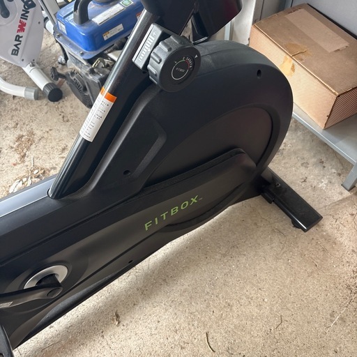 美品  FITBOX エアロバイク トレーニング FBX-002B

