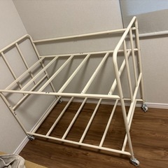 布団収納ラック の画像