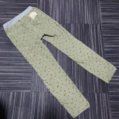 130cm　長ズボン　星柄　カーキ ハッシュアッシュ　腰ゴム　グリーン　キッズの画像