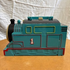 トーマスの基地と列車セットの画像