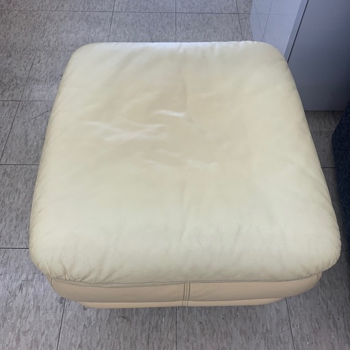 【ジモティー割引で最大15％OFF⭐️】 大塚家具 オットマン ベージュ