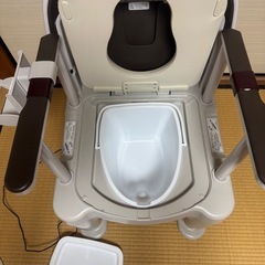 新品同様　ポータブルトイレの画像