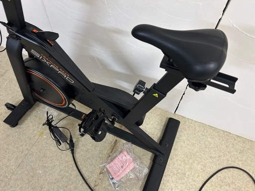 札幌引取限定 美品 エアロバイク フィットネスバイク SIXPAD ブラック トレーニング シックスパッド The Bike タブレッ