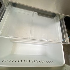 427Lの冷蔵庫の画像
