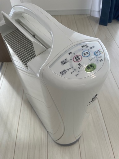 CORONA 衣類乾燥除湿機CD-S6318 コンプレッサー式2019製 (nana) 赤嶺の