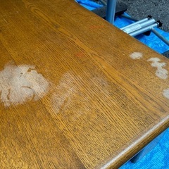 レトロテーブルの画像