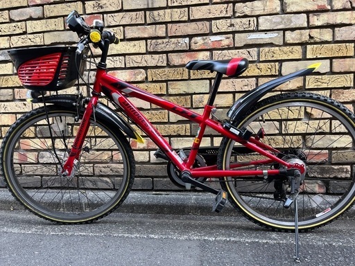 BRIDGESTONE クロスファイヤージュニア 赤 24インチ ブリヂストンの子供用自転車クロスファイヤーJrが入荷いたしました。