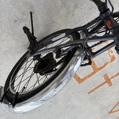 中古　折りたたみ自転車　6段変速の画像