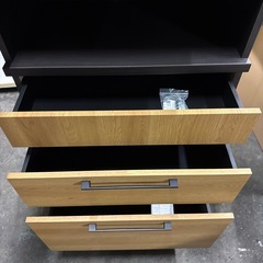 4段シェルフの画像