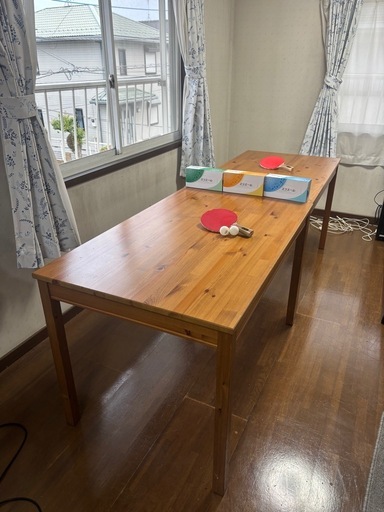 食事だけでなくみんなで卓球も楽しめます！人気のIKEAダイニングテーブルヨックモック2台セット