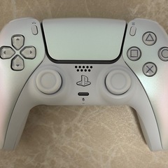 『取引相談中』［SONY］PS5コントローラー　クロマパールの画像