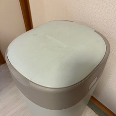 combi　オムツ　ゴミ箱  カートリッジ付きの画像
